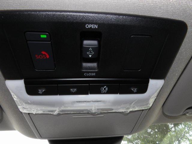 Photo of 2025 Electric Blue Metallic/Super Black Nissan Sentra