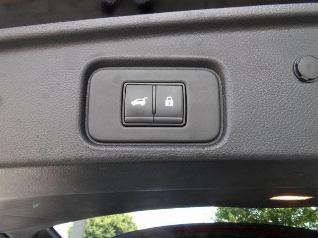 Photo of 2024 Super Black Nissan Pathfinder