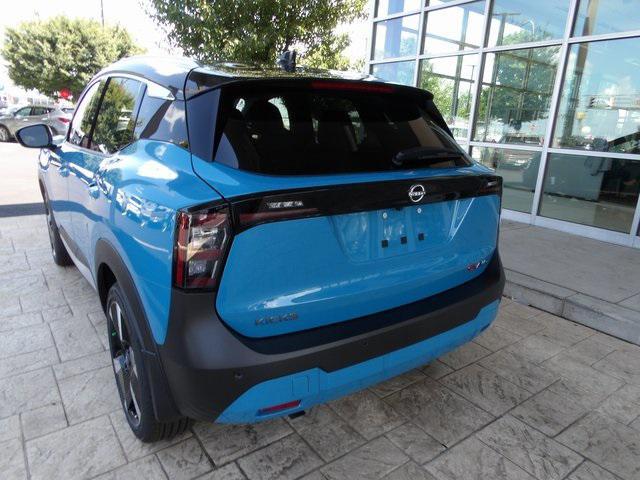 Photo of 2025 Arctic Ice Blue Metallic/Super Black Nissan Kicks
