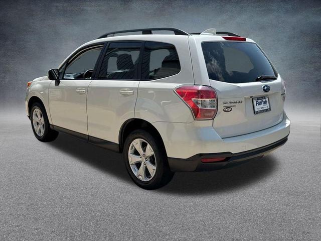 Photo of 2016 Crystal White Pearl Subaru Forester