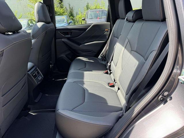 Photo of 2025 Magnetite Gray Metallic Subaru Forester