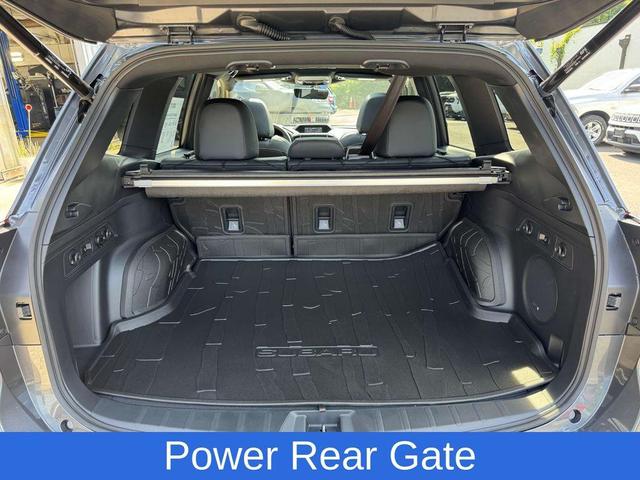 Photo of 2025 Magnetite Gray Metallic Subaru Forester