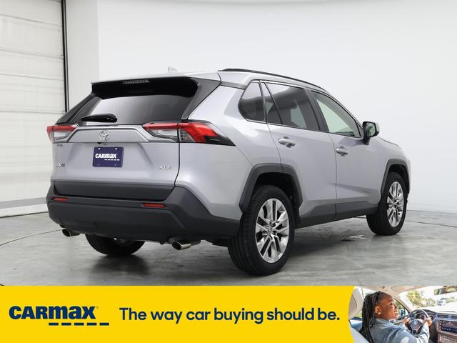 Photo of 2020 Silver Toyota RAV4