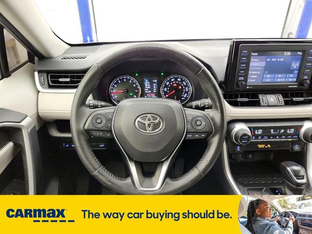 Photo of 2020 Silver Toyota RAV4