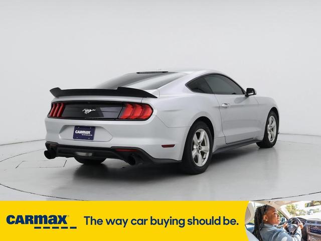 Photo of 2019 Silver Ford Mustang