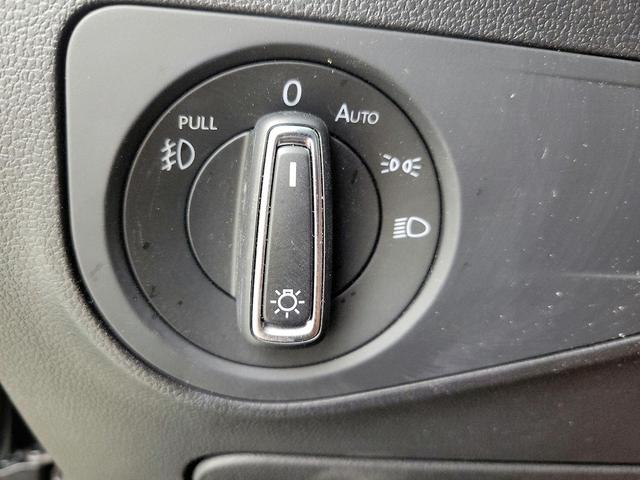 Photo of 2021 Black Volkswagen Tiguan