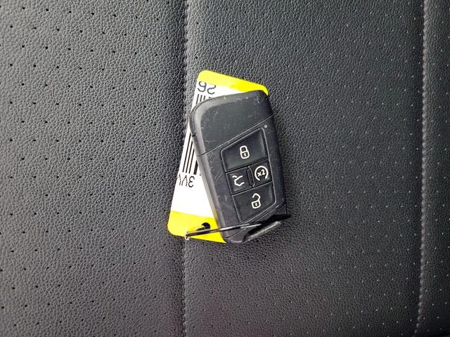 Photo of 2021 Black Volkswagen Tiguan