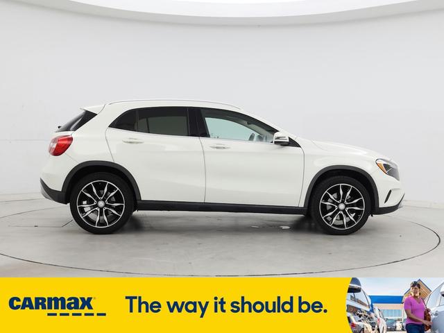Photo of 2017 White Mercedes-Benz GLA 250