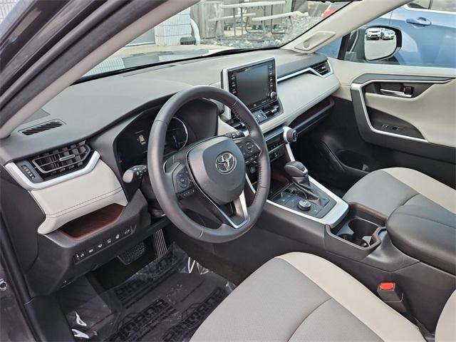 Photo of 2021 Magnetic Gray Metallic Toyota RAV4 Hybrid