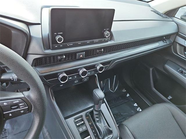 Photo of 2024 Urban Gray Pearl Honda CR-V