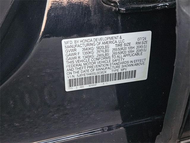 Photo of 2025 Majestic Black Pearl Acura MDX