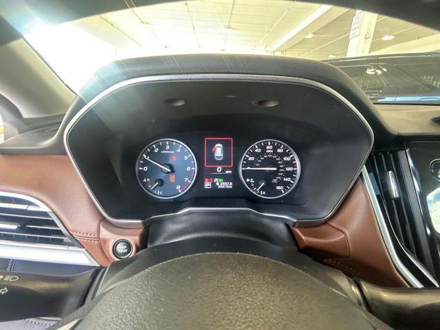 Photo of 2023 Crystal White Pearl Subaru Outback