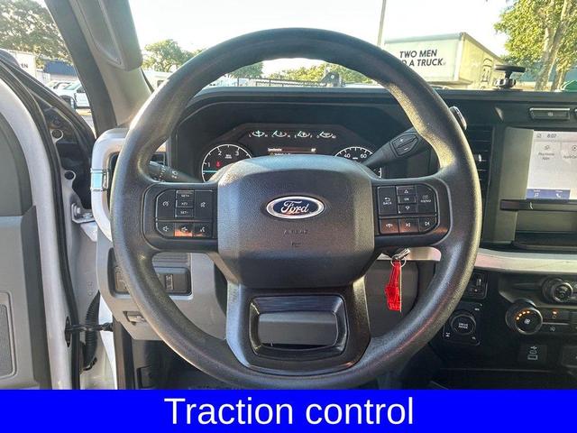 Photo of 2023 Oxford White Ford F-250