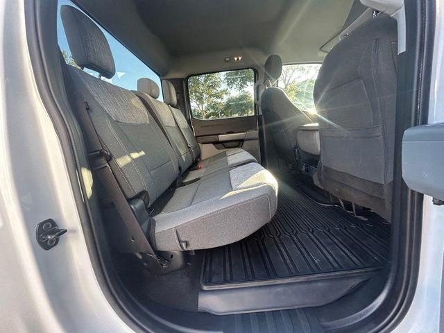 Photo of 2023 Oxford White Ford F-250