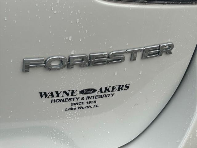Photo of 2022 Crystal White Pearl Subaru Forester