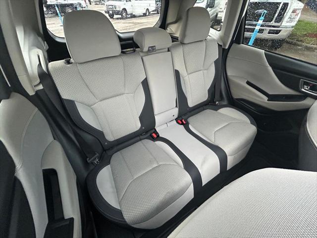 Photo of 2022 Crystal White Pearl Subaru Forester