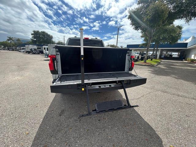 Photo of 2024 Avalanche Ford F-150 Lightning