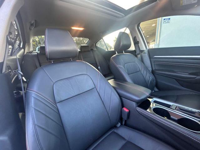 Photo of 2023 Pearl White Tricoat Nissan Altima