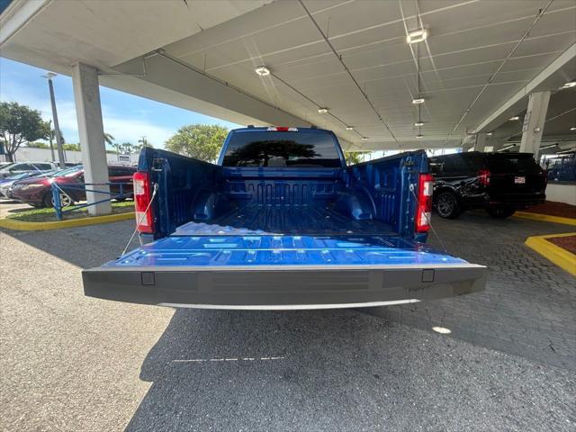 Photo of 2022 Atlas Blue Metallic Ford F-150