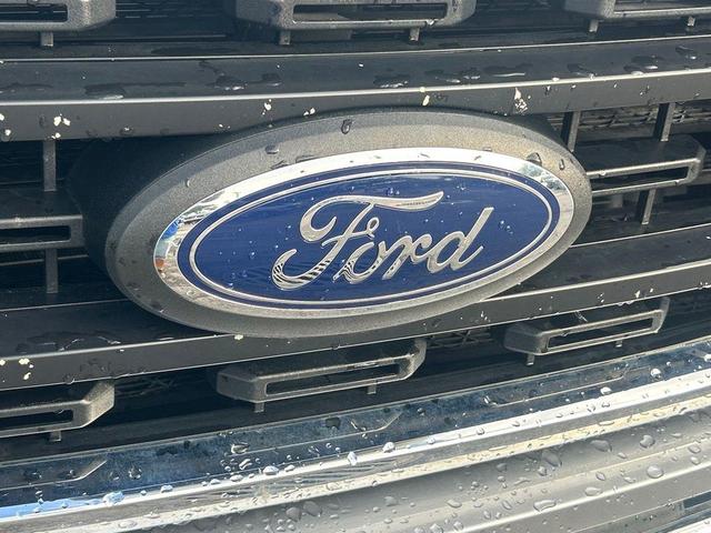 Photo of 2023 Iconic Silver Metallic Ford F-150