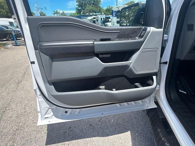 Photo of 2024 Oxford White Ford F-150