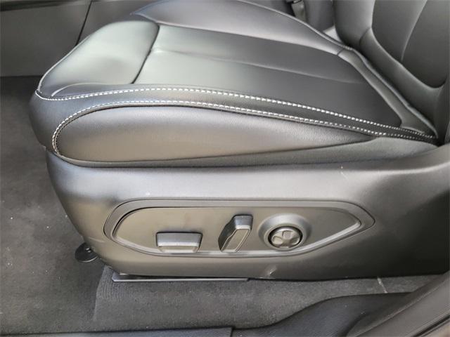 Photo of 2025 Velvet Red Pearlcoat Jeep Grand Cherokee L