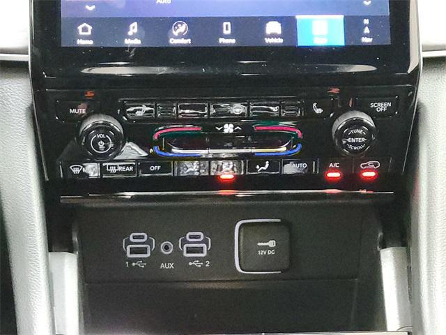 Photo of 2025 Velvet Red Pearlcoat Jeep Grand Cherokee L