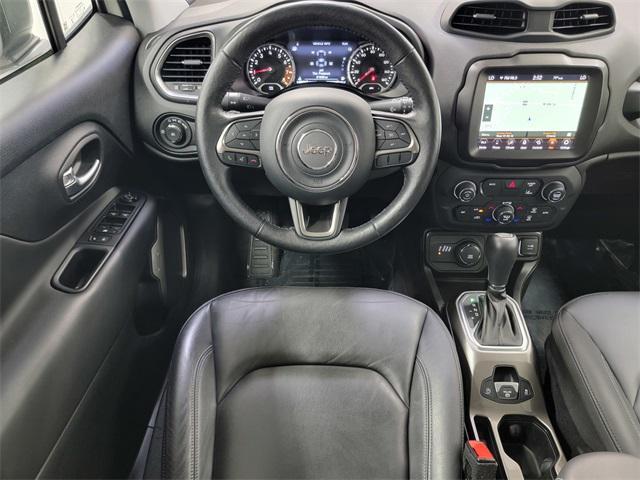 Photo of 2021 Alpine White Clearcoat Jeep Renegade