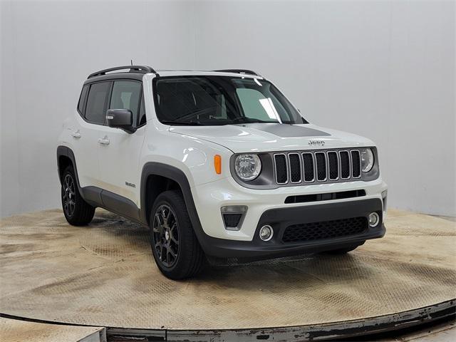 Photo of 2021 Alpine White Clearcoat Jeep Renegade
