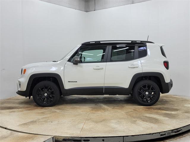 Photo of 2021 Alpine White Clearcoat Jeep Renegade