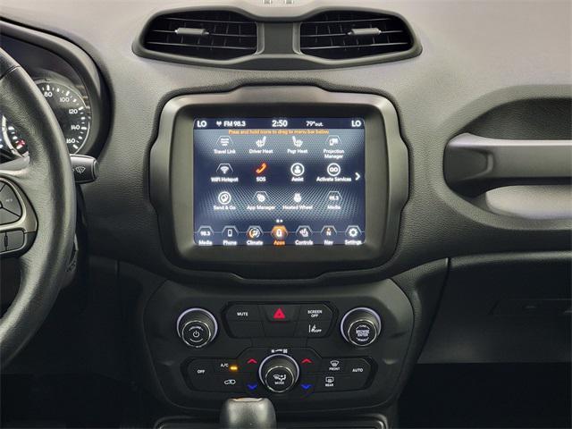 Photo of 2021 Alpine White Clearcoat Jeep Renegade