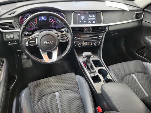 Photo of 2020 Ebony Black Kia Optima