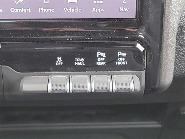 Photo of 2025 Bright White Clearcoat RAM 2500