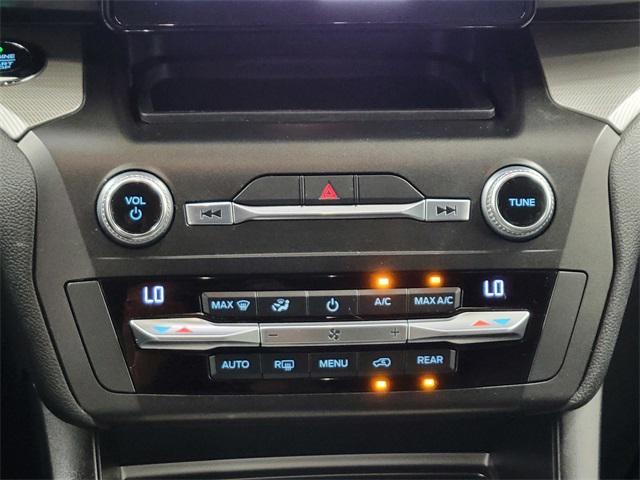 Photo of 2020 Atlas Blue Metallic Ford Explorer