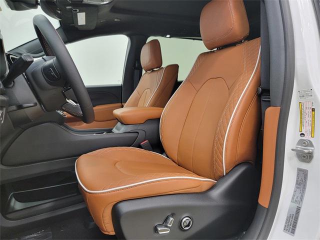 Photo of 2026 Pw7 Chrysler Pacifica