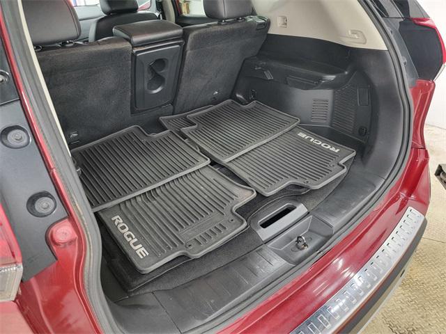 Photo of 2019 Scarlet Ember Tintcoat Nissan Rogue