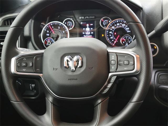 Photo of 2025 Diamond Black Crystal Pearlcoat RAM 2500