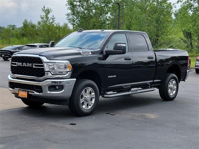Photo of 2024 Diamond Black Crystal Pearlcoat RAM 2500