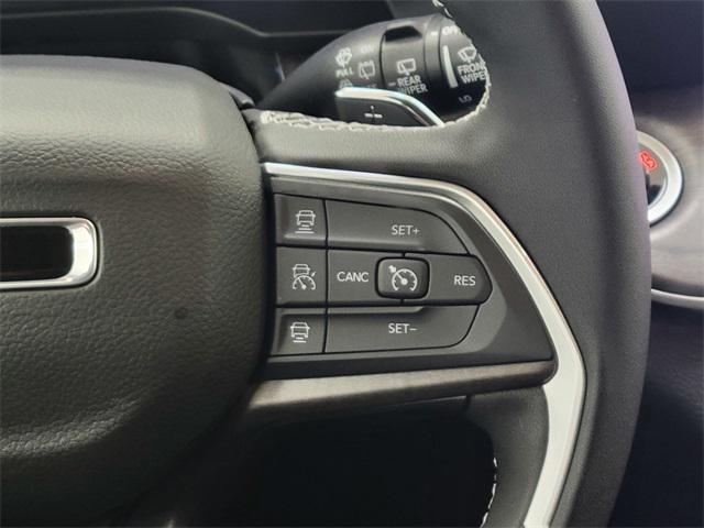 Photo of 2025 Baltic Gray Metallic Clearcoat Jeep Grand Cherokee L