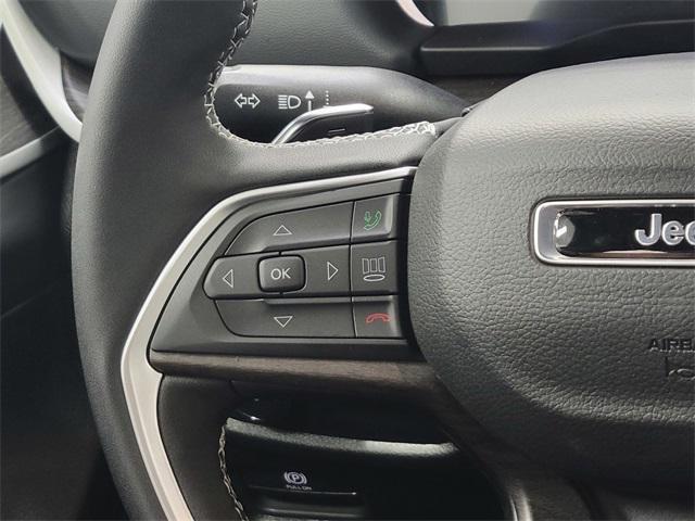 Photo of 2025 Baltic Gray Metallic Clearcoat Jeep Grand Cherokee L