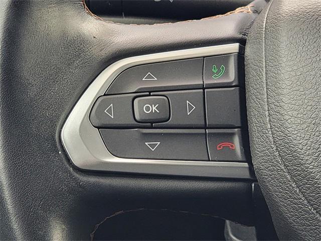Photo of 2022 Granite Crystal Metallic Clearcoat Jeep Compass