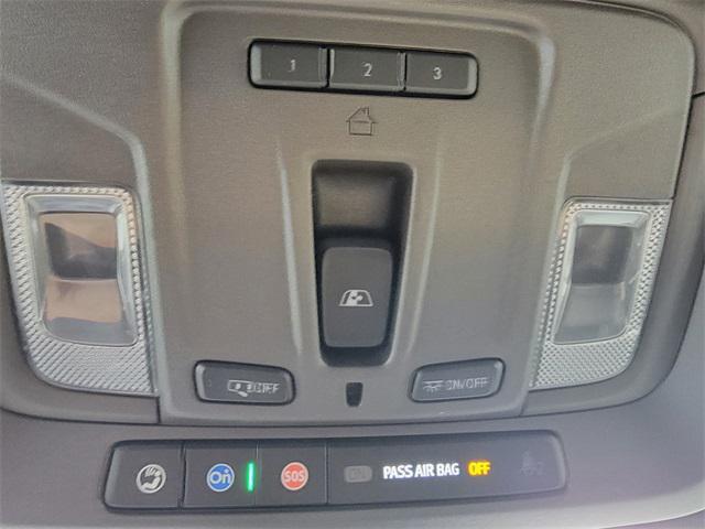 Photo of 2022 Glacier Blue Metallic Chevrolet Silverado 1500