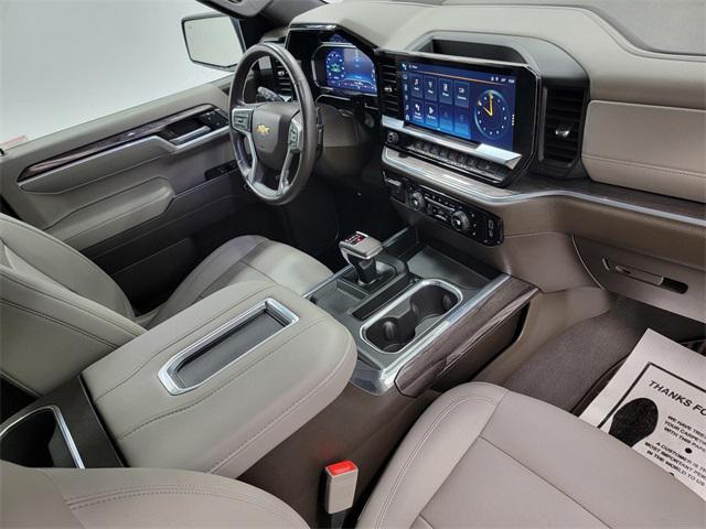 Photo of 2022 Glacier Blue Metallic Chevrolet Silverado 1500