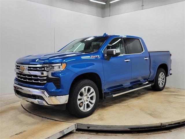 Photo of 2022 Glacier Blue Metallic Chevrolet Silverado 1500