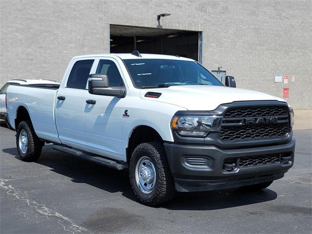 Photo of 2024 Bright White Clearcoat RAM 2500