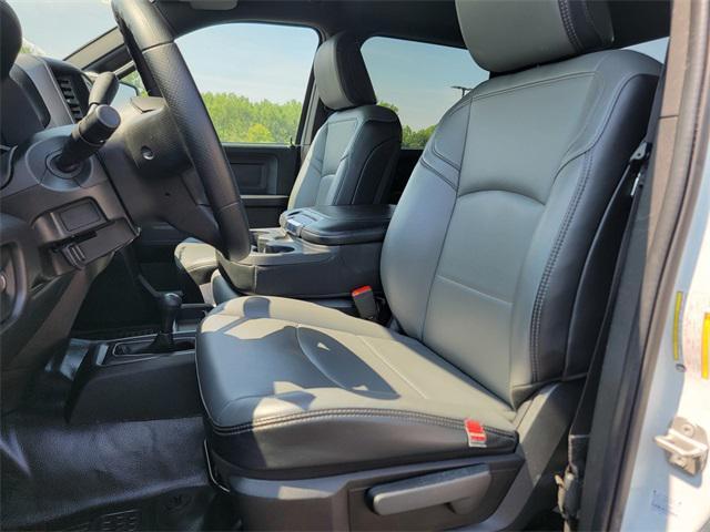 Photo of 2024 Bright White Clearcoat RAM 2500