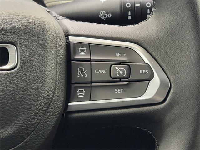 Photo of 2025 Silver Zynith Metallic Clearcoat Jeep Compass