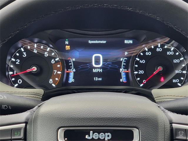 Photo of 2025 Silver Zynith Metallic Clearcoat Jeep Compass