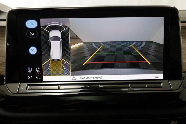 Photo of 2025 Silver Mist Volkswagen Atlas