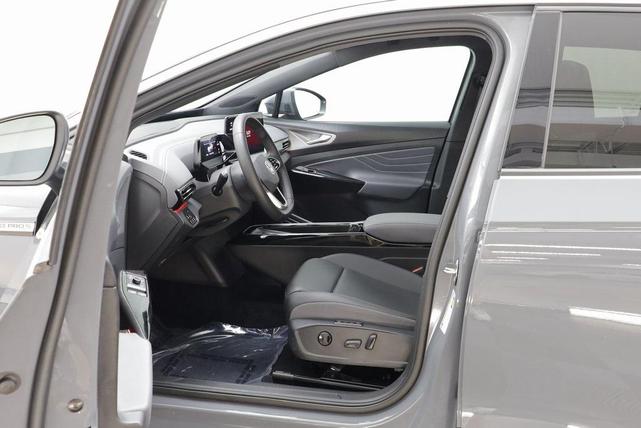 Photo of 2023 Gray Volkswagen ID.4